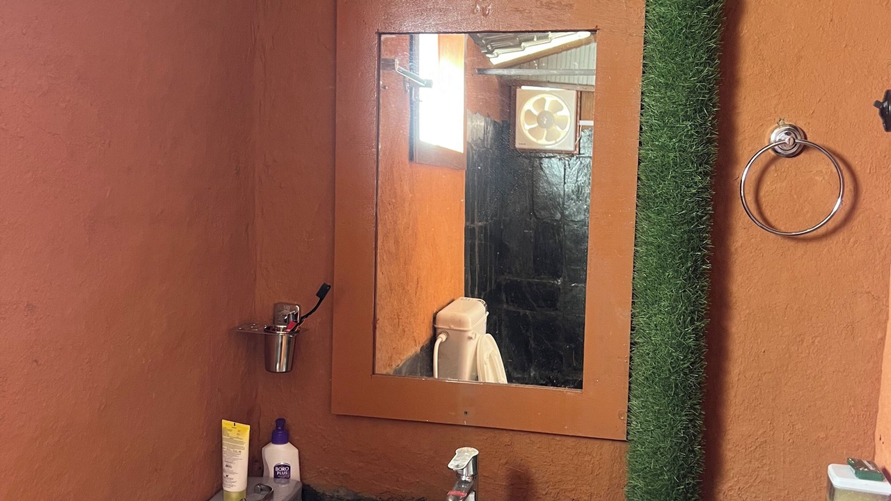 Photo of Bathroom in Gunehr