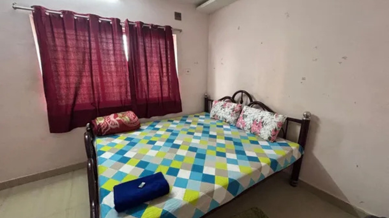 Photo of Bedroom in Mukundapur