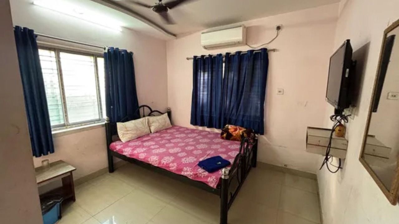 Photo of Bedroom in Mukundapur