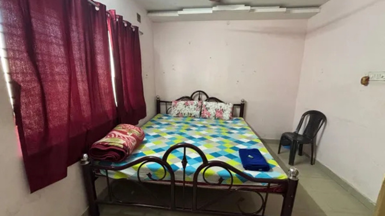 Photo of Bedroom in Mukundapur