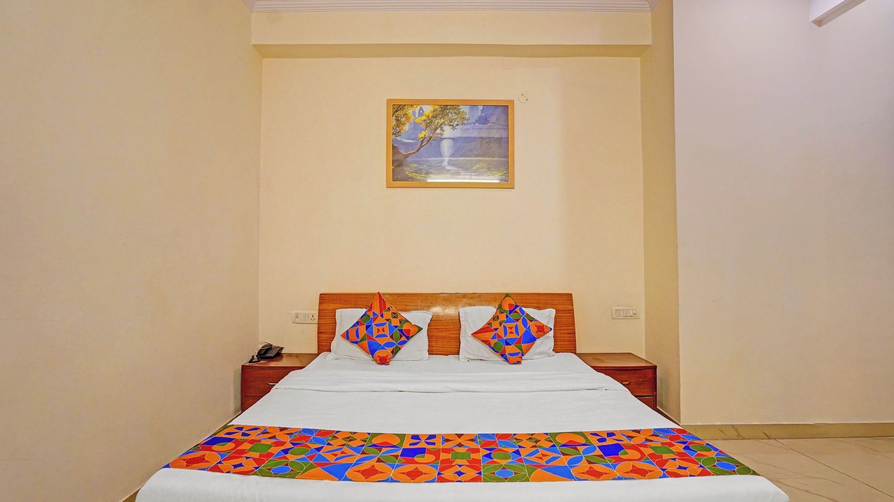 Photo of Bedroom in Sector 70