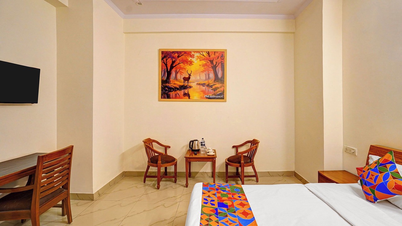 Photo of Bedroom in Sector 70