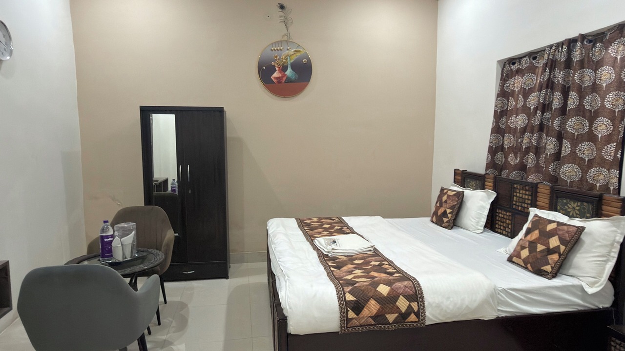 Photo of Bedroom in Sitamarhi