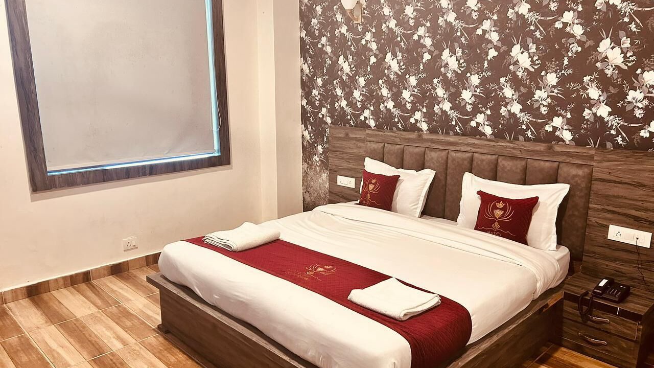 Photo of Bedroom in Bhagsu Nag