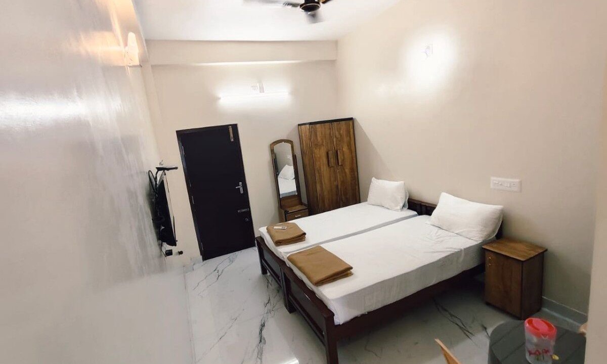 Photo of Bedroom in Tiruchendur