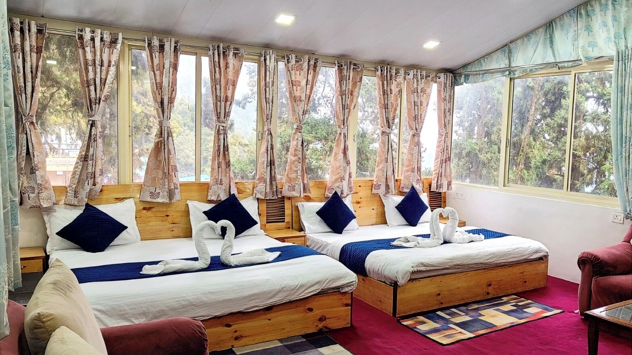Photo of Bedroom in Naina Range