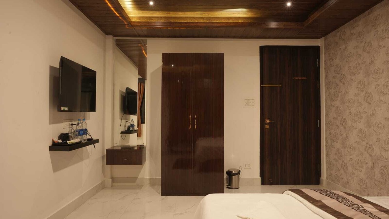 Photo of Bedroom in Rishop