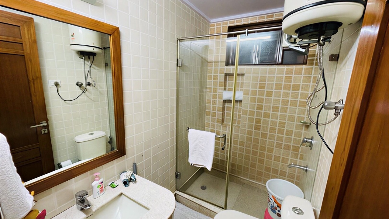 Photo of Bathroom in Saket