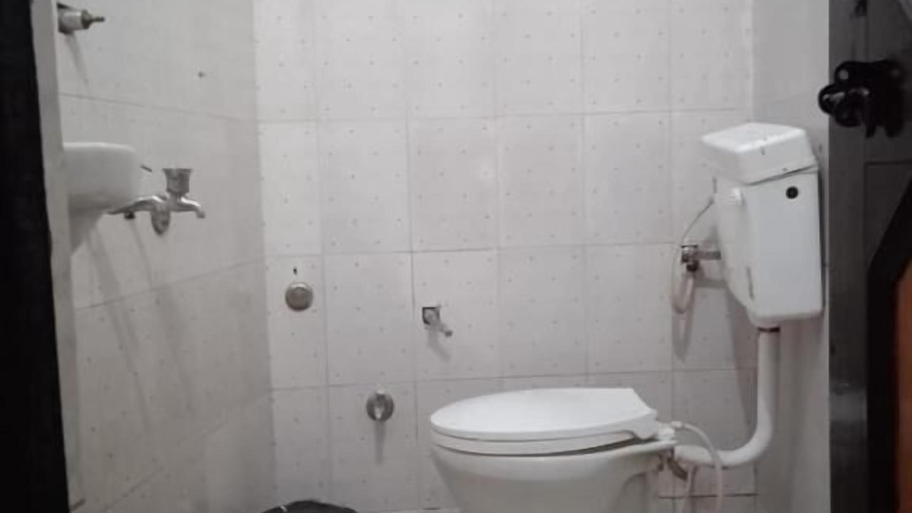 Photo of Bathroom in Uttarkashi