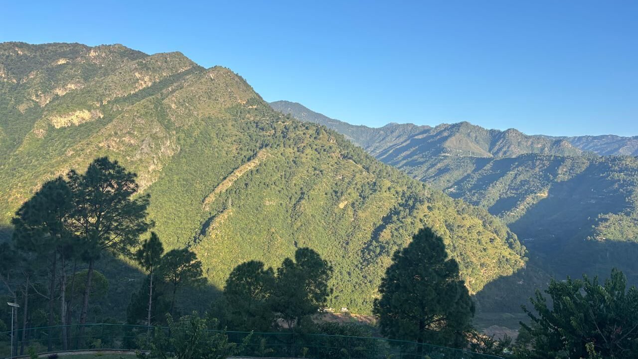 Photo of Bedroom in Tehri