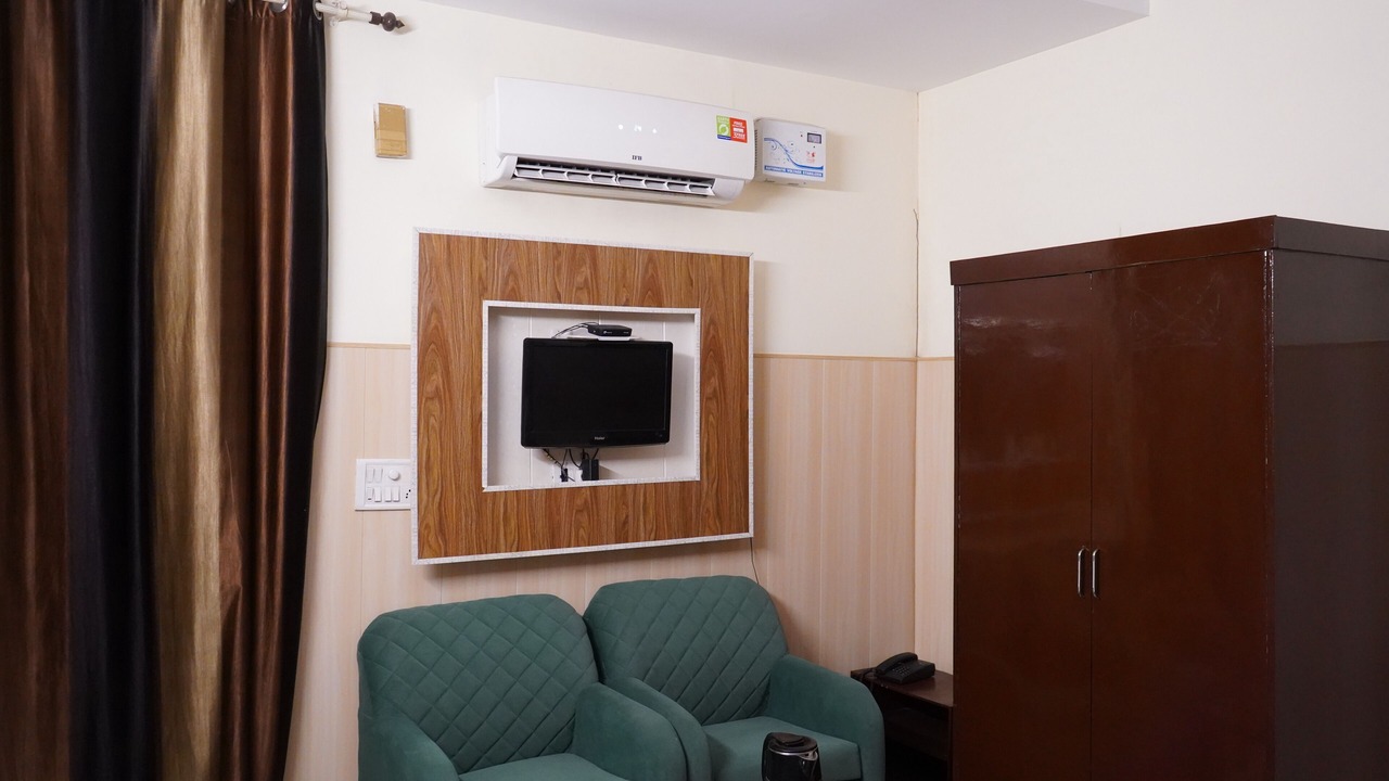 Photo of Bedroom in Manimajra