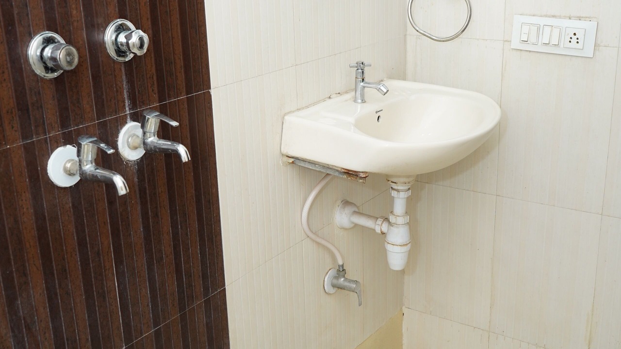 Photo of Bathroom in Manimajra