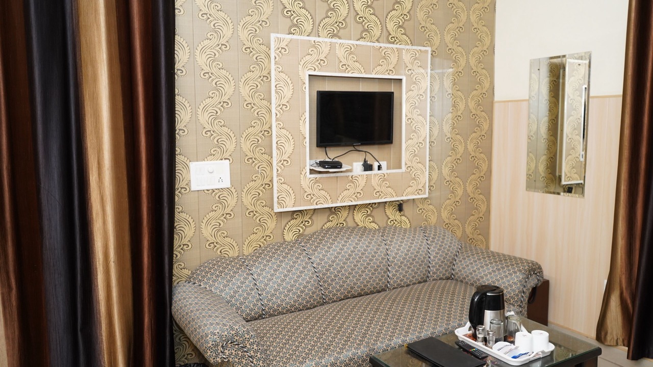 Photo of Bedroom in Manimajra