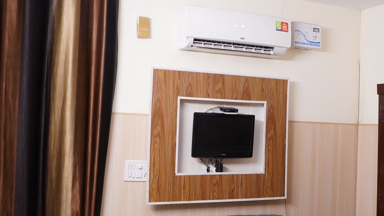 Photo of Bedroom in Manimajra