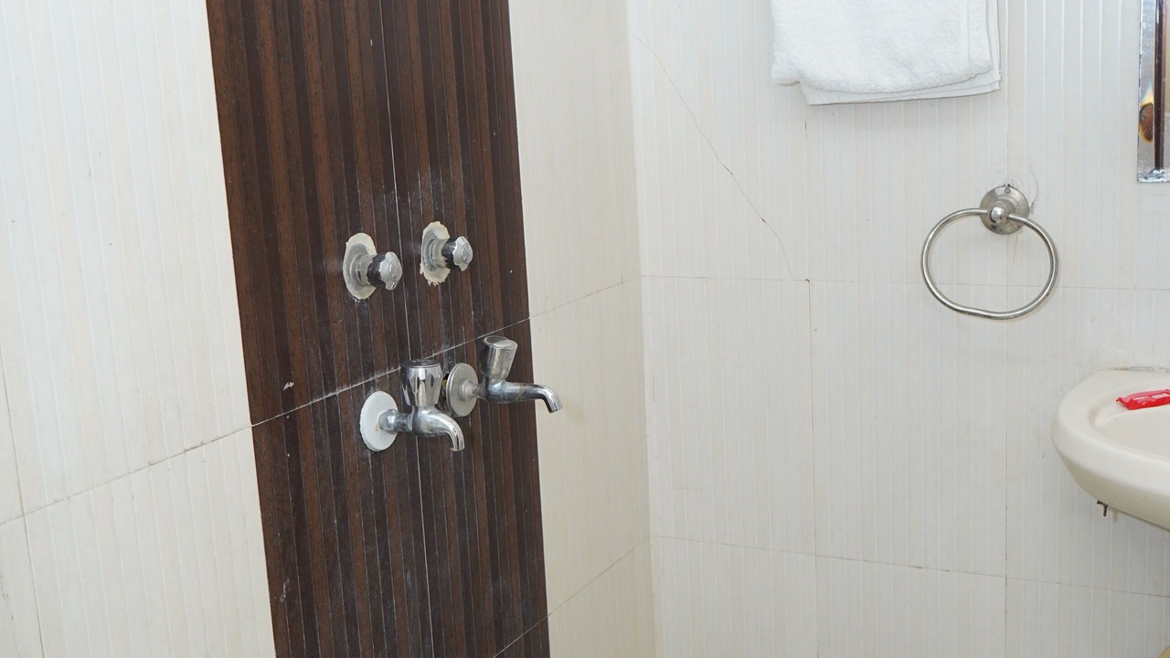 Photo of Bathroom in Manimajra