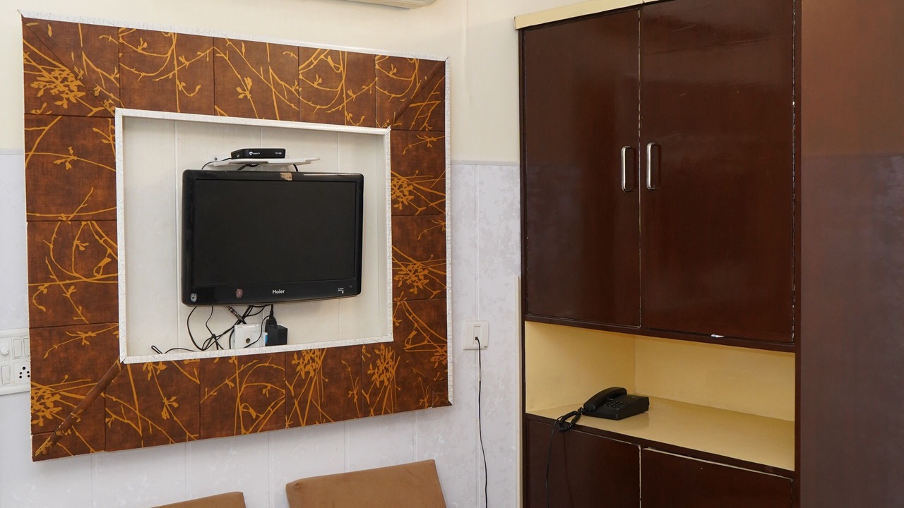 Photo of Bedroom in Manimajra