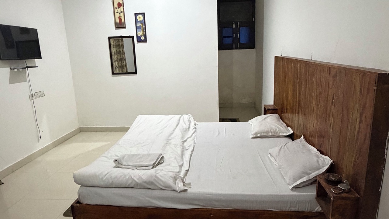 Photo of Bedroom in Mohaan