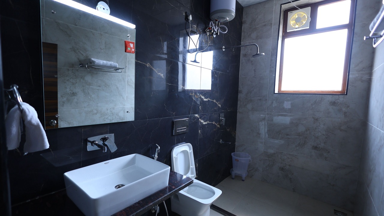 Photo of Bathroom in Ramnagar