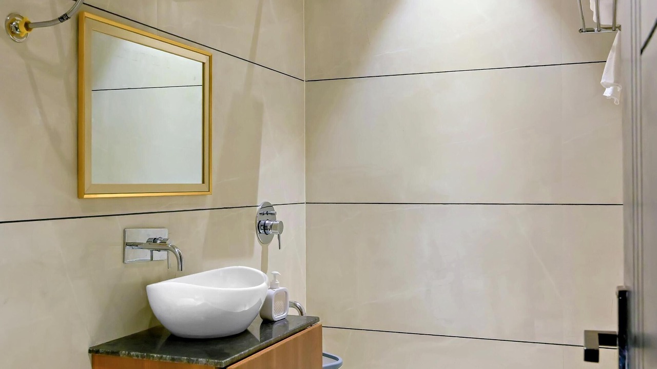 Photo of Bathroom in Ranjit Avenue
