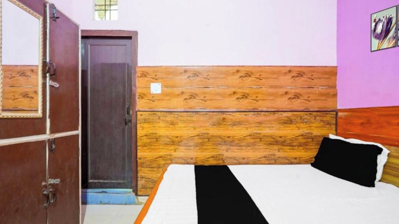 Photo of Bedroom in Haldwani