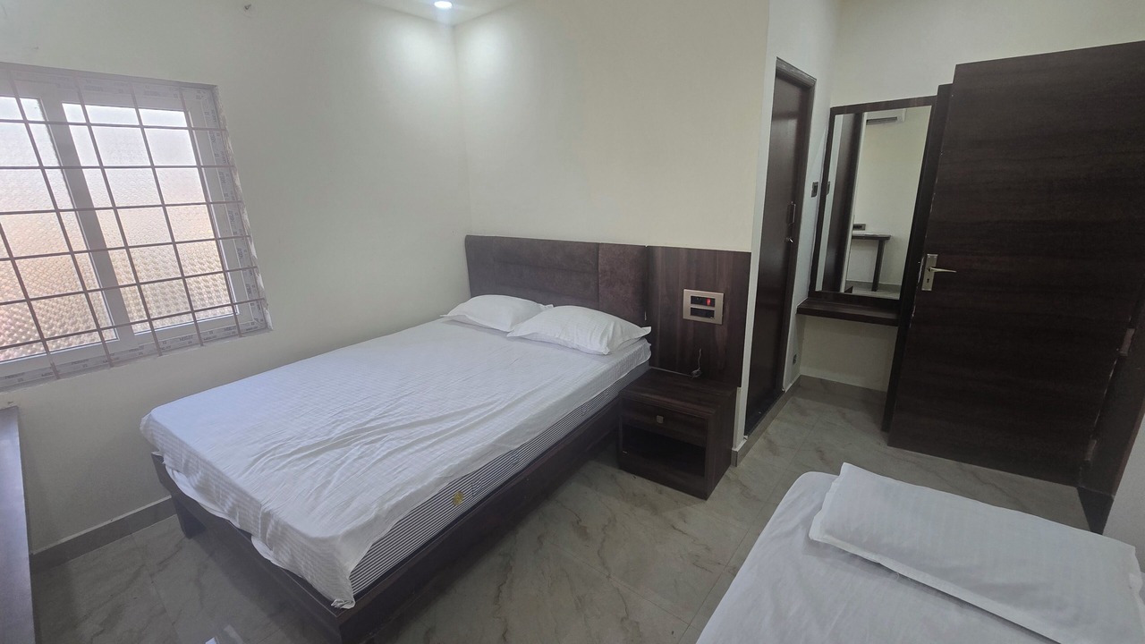 Photo of Bedroom in Tiruvannamalai