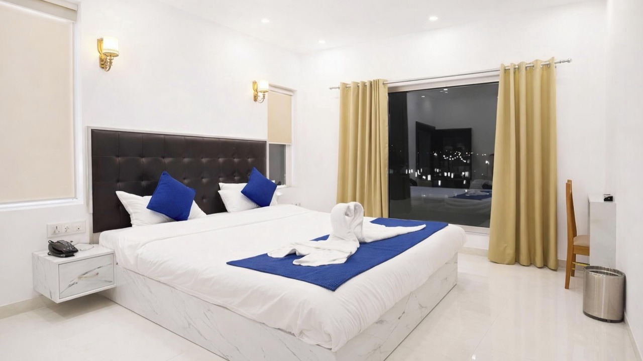 Photo of Bedroom in Lansdowne
