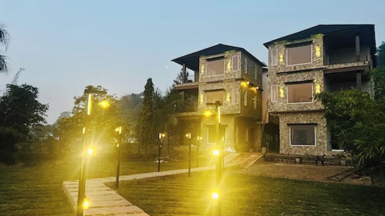 Photo of Outdoor in Lansdowne