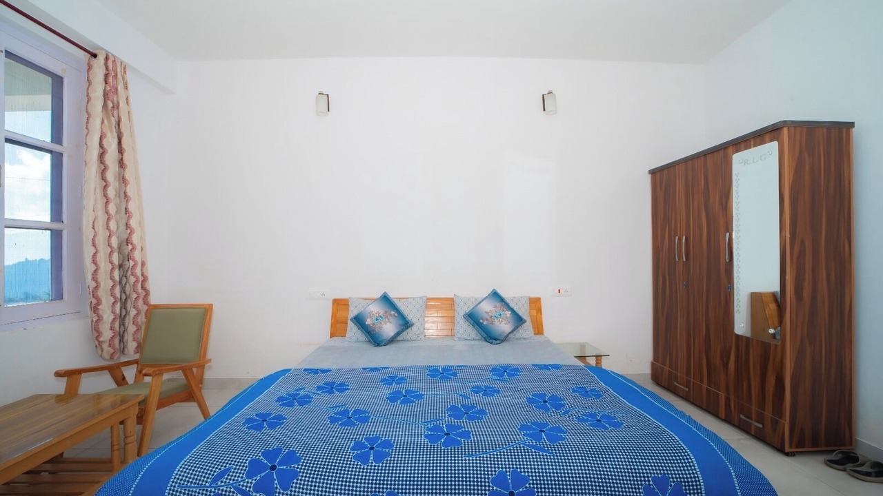 Photo of Bedroom in Narkanda