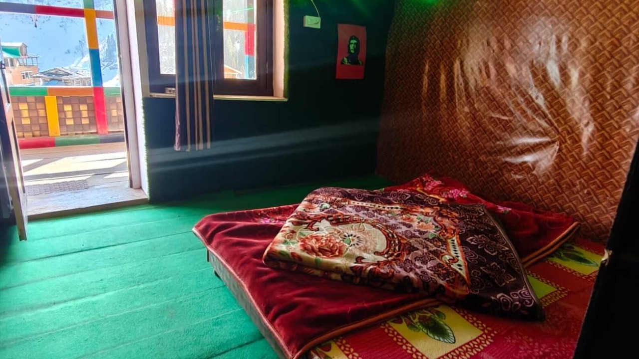 Photo of Bedroom in Kullu
