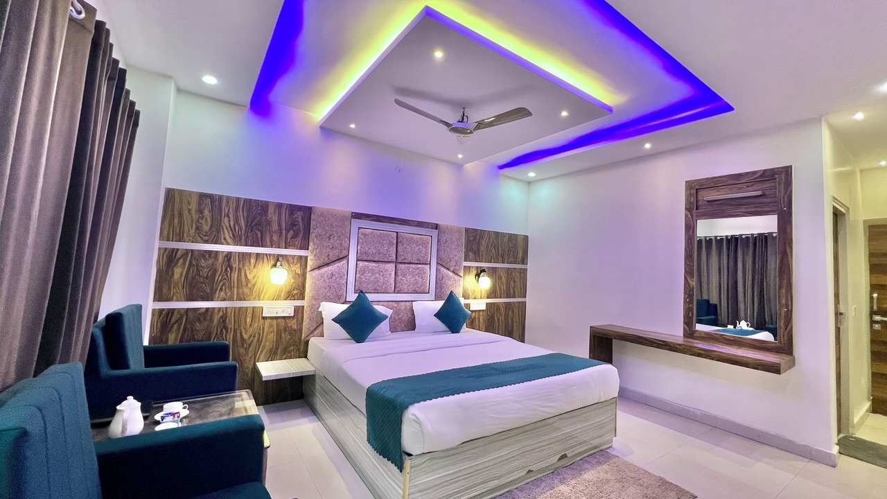Photo of Bedroom in Lansdowne
