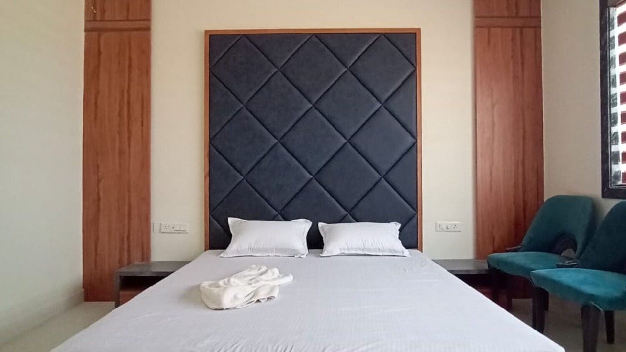 Photo of Bedroom in Shikohabad