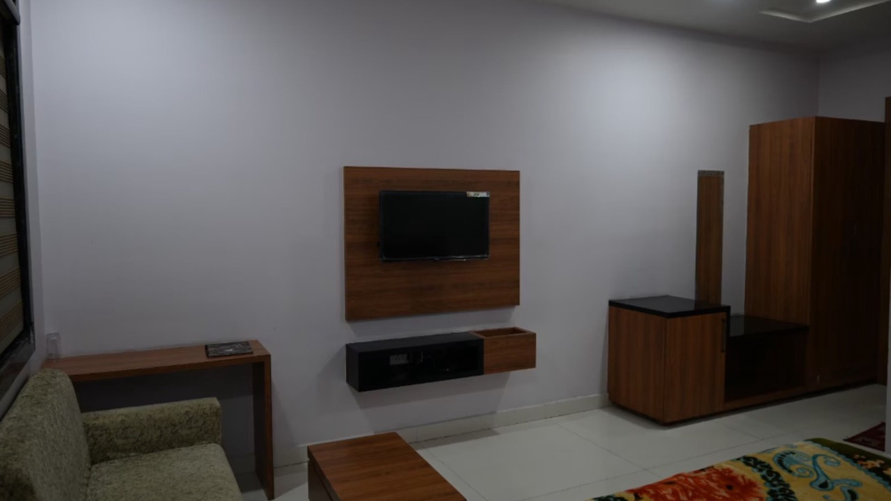 Photo of Bedroom in Shikohabad