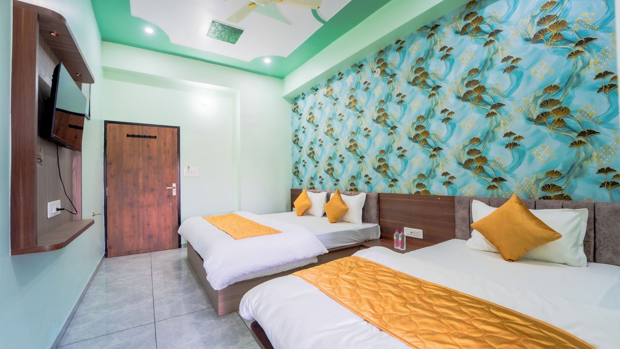 Photo of Bedroom in Khatu