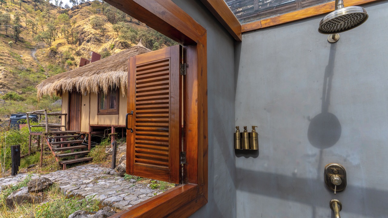 Photo of Bedroom in Naina Range