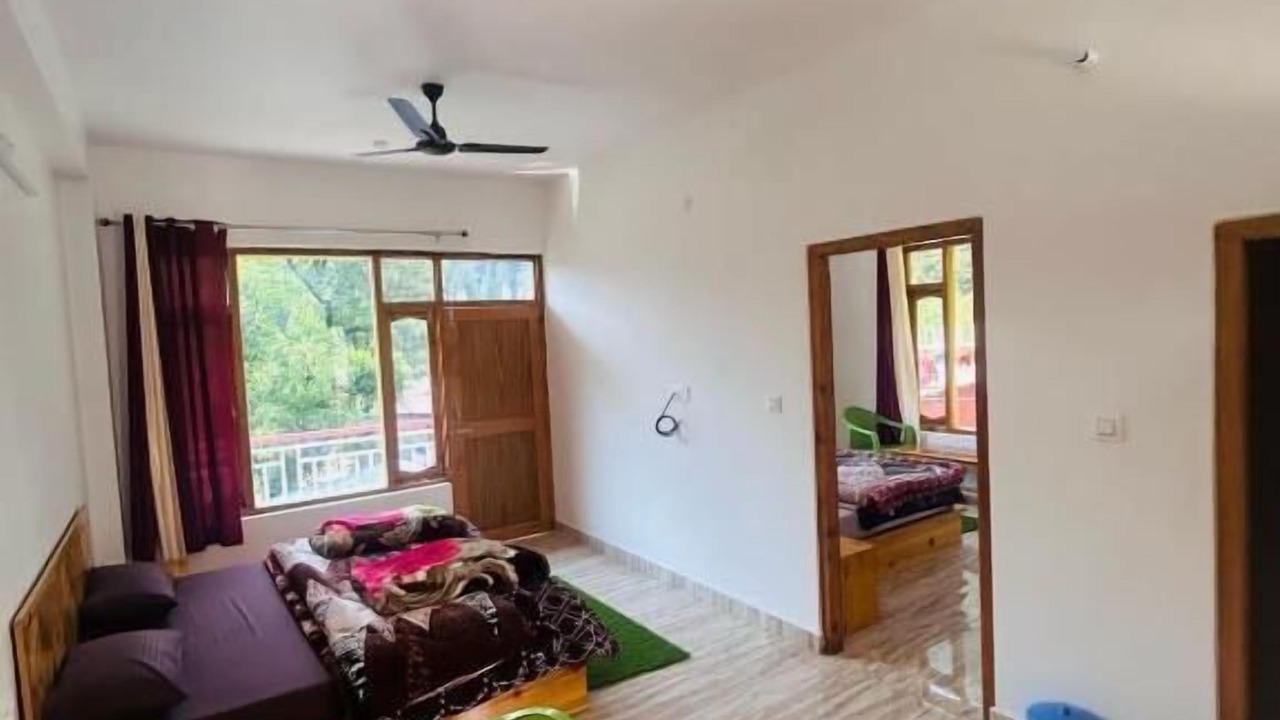 Photo of Patio Balcony in Barot