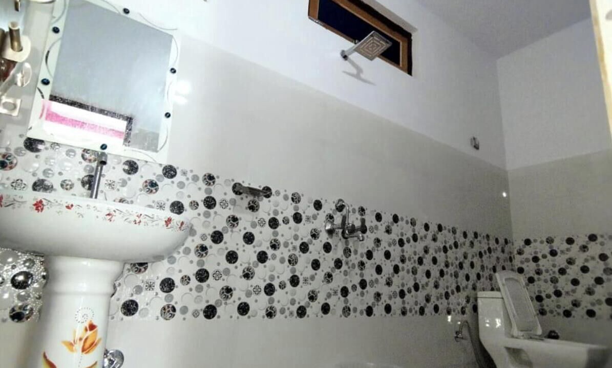 Photo of Bathroom in Gangotri