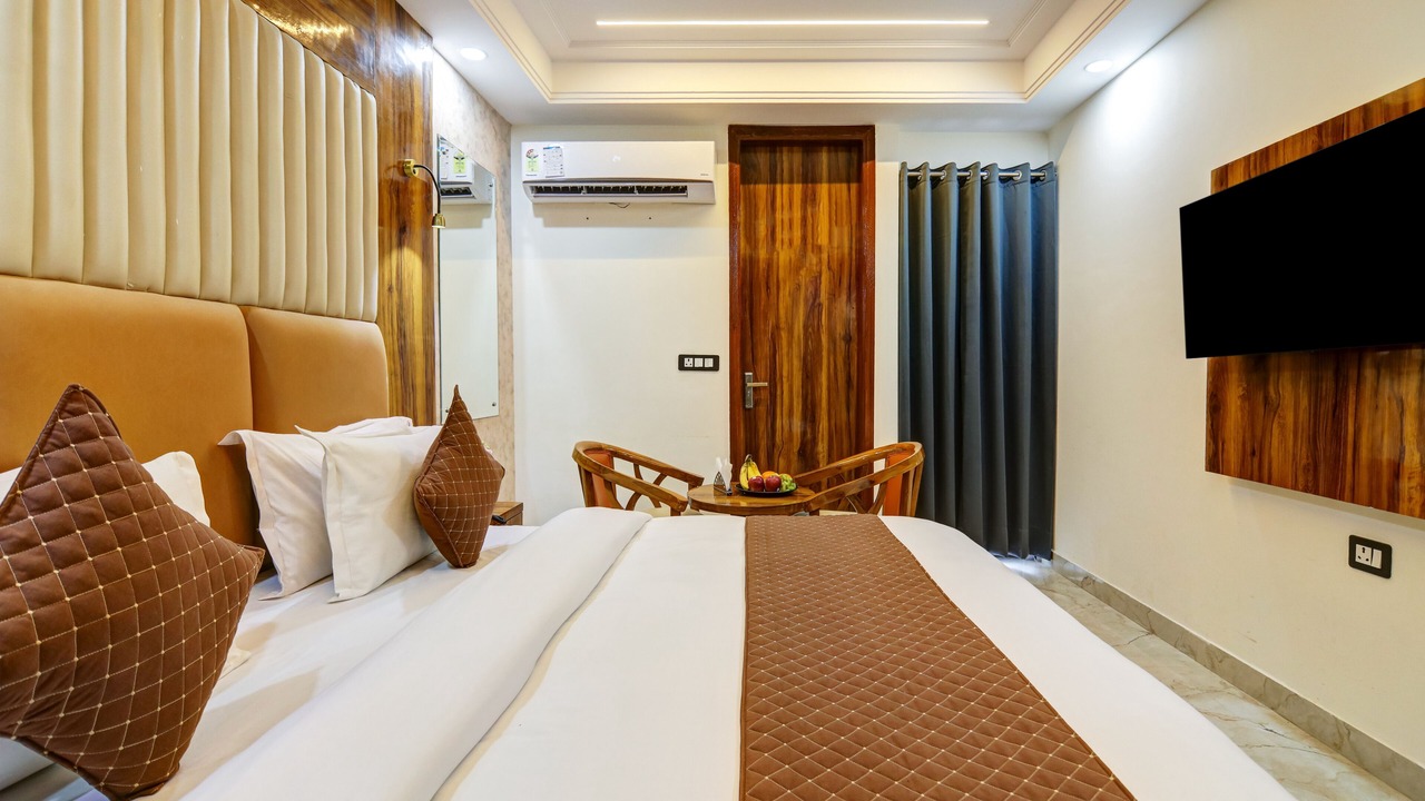 Photo of Bedroom in Mahipalpur Extension