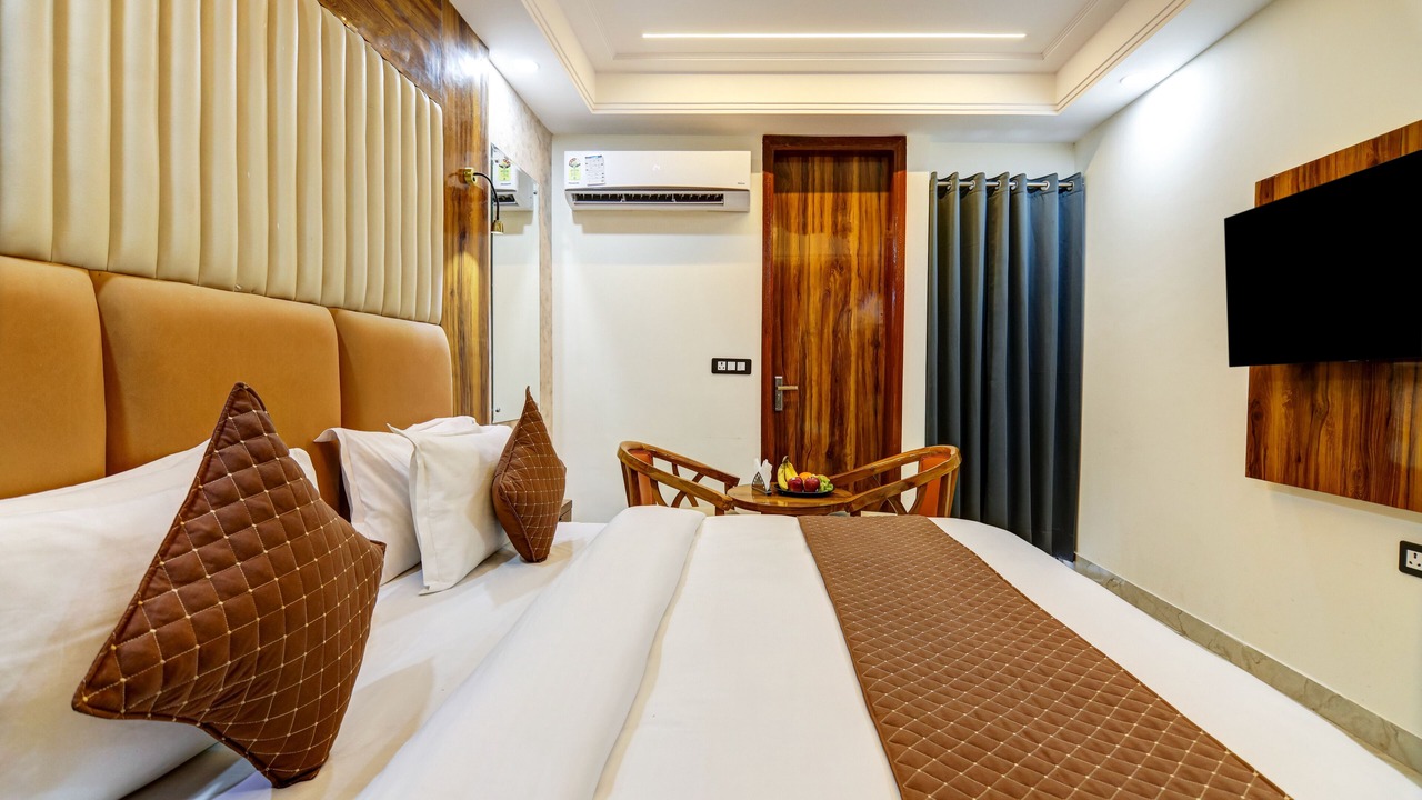 Photo of Bedroom in Mahipalpur Extension