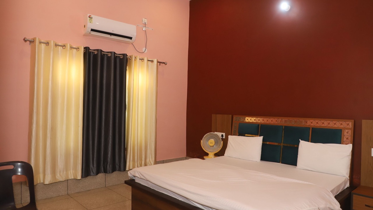 Photo of Bedroom in Puranpur