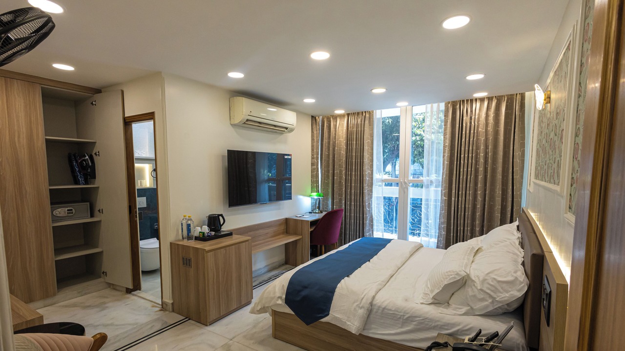 Photo of Bedroom in Defence Colony