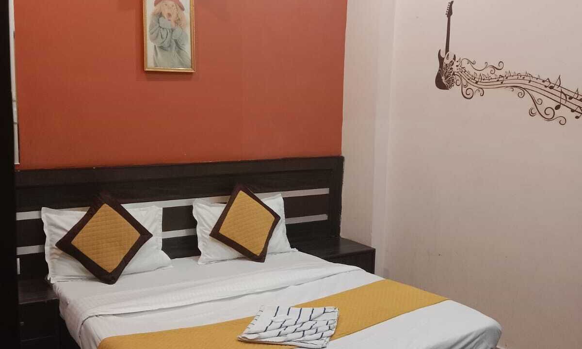 Photo of Bedroom in Mayapur
