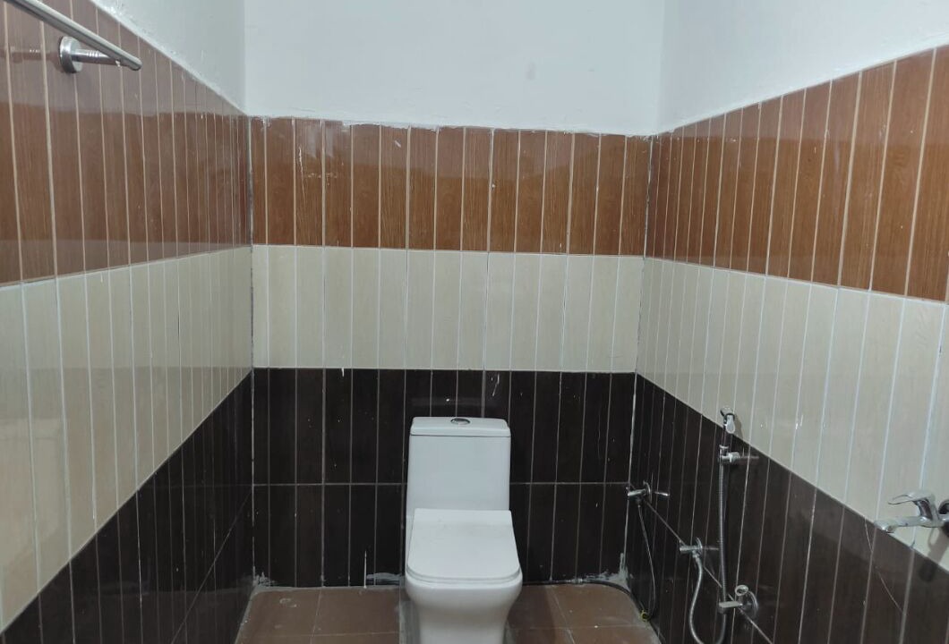 Photo of Bathroom in Narainkoti