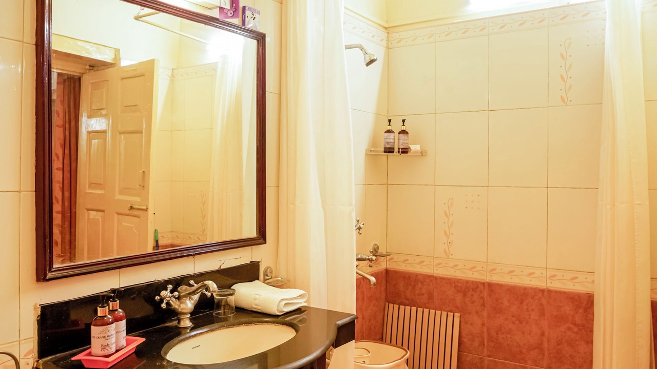 Photo of Bathroom in Mallital