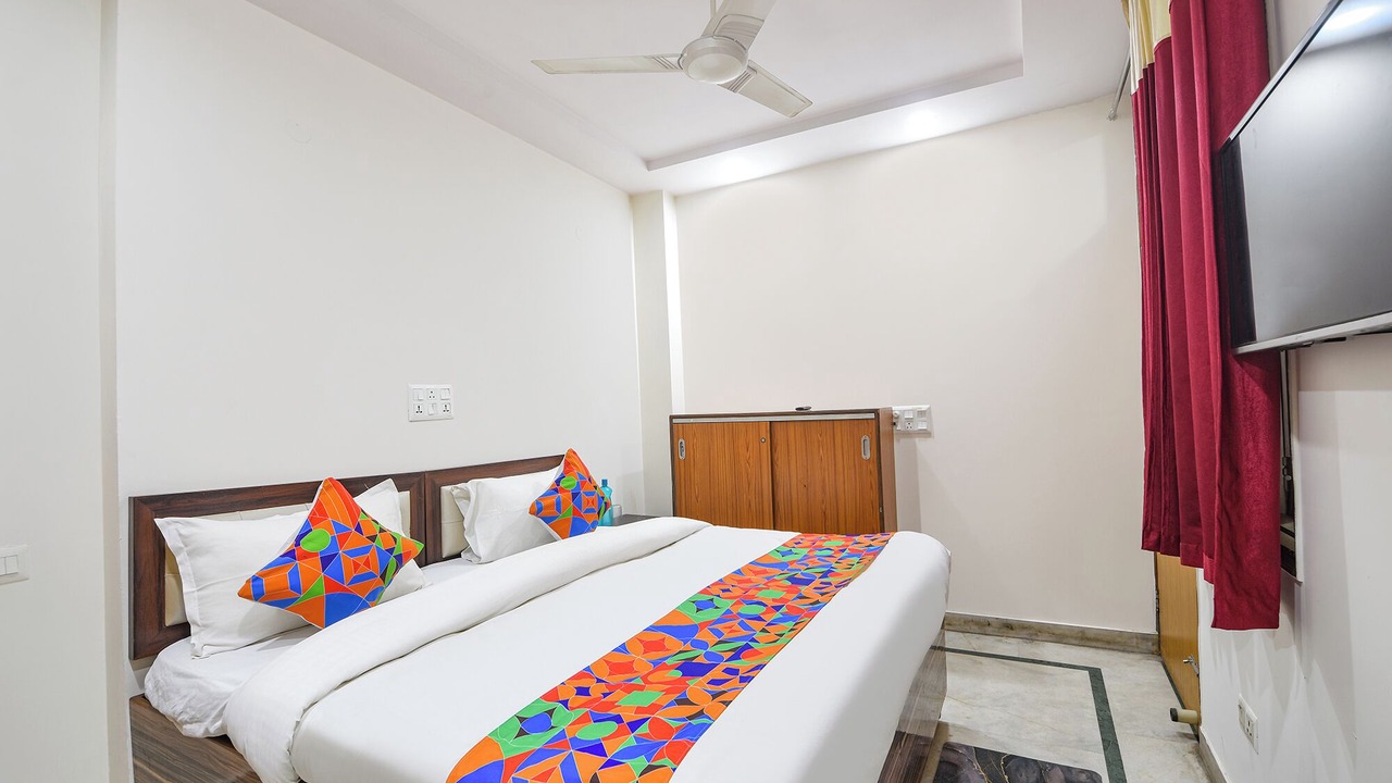 Photo of Bedroom in Govindpuri