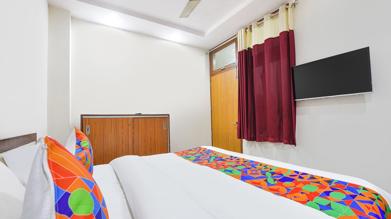 Photo of Bedroom in Govindpuri