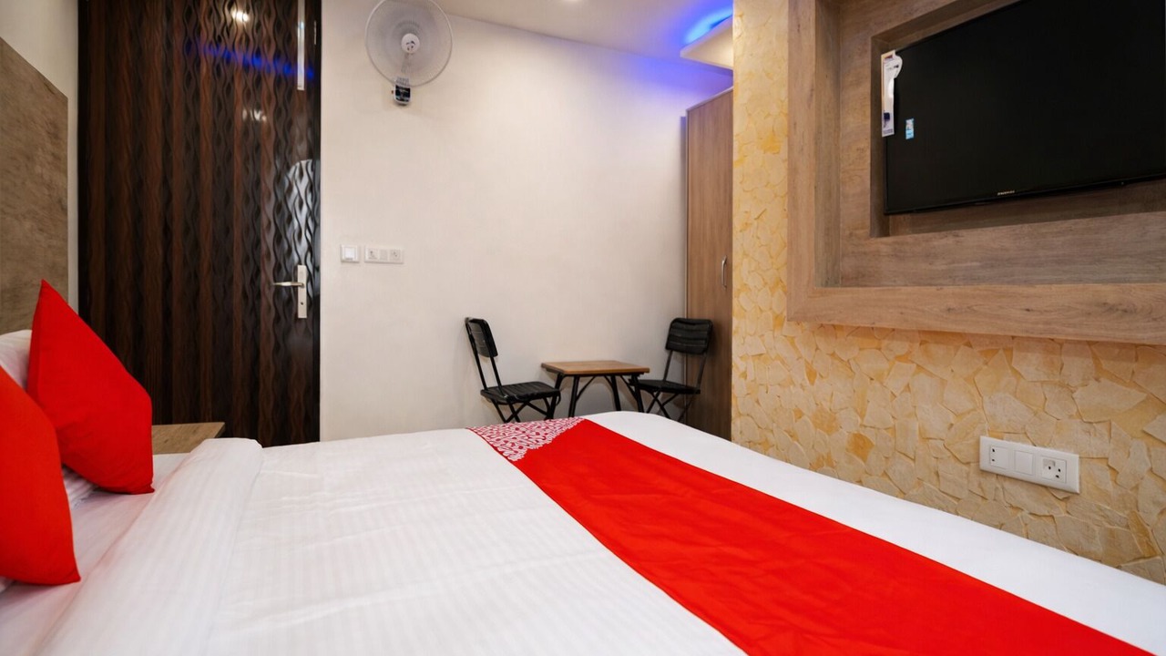 Photo of Bedroom in Mahipalpur