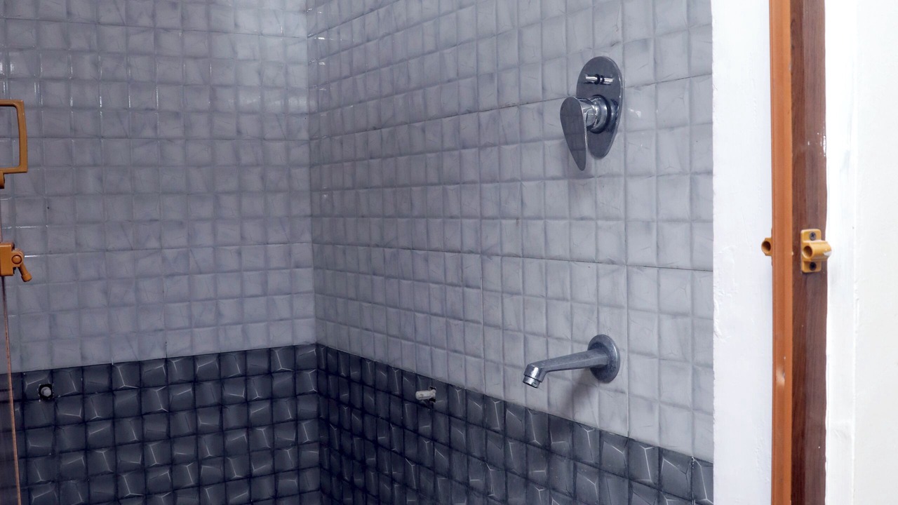Photo of Bathroom in Tiruvannamalai