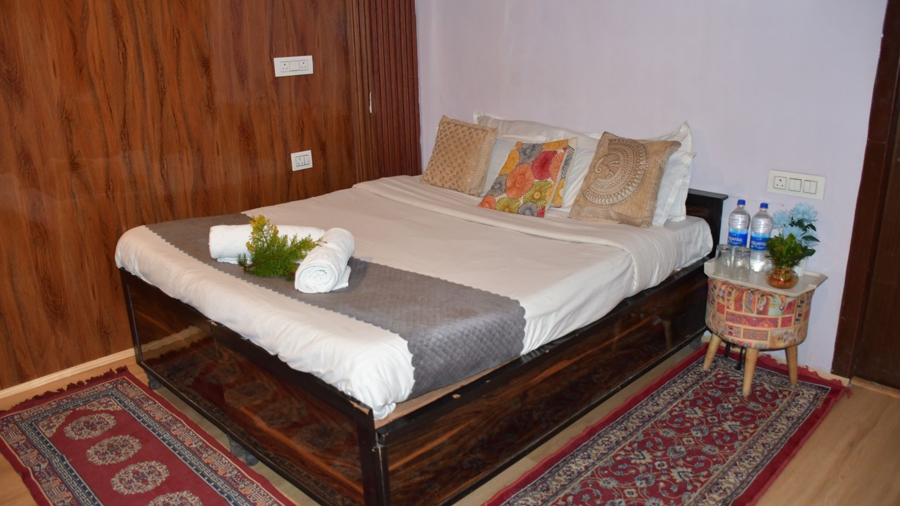 Photo of Bedroom in Manali