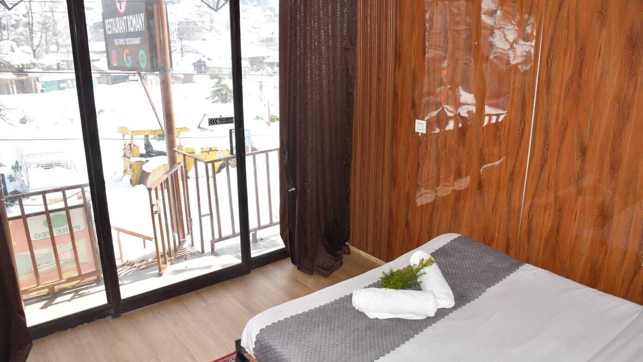 Photo of Bedroom in Manali