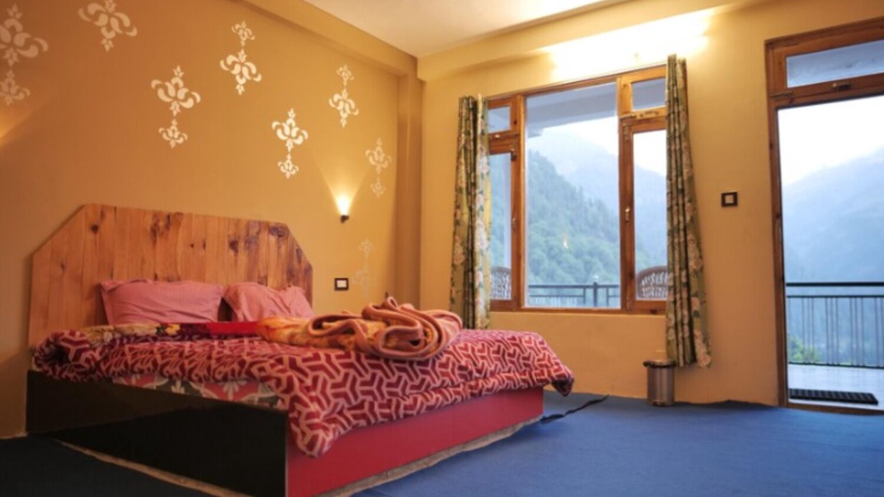 Photo of Bedroom in Tosh